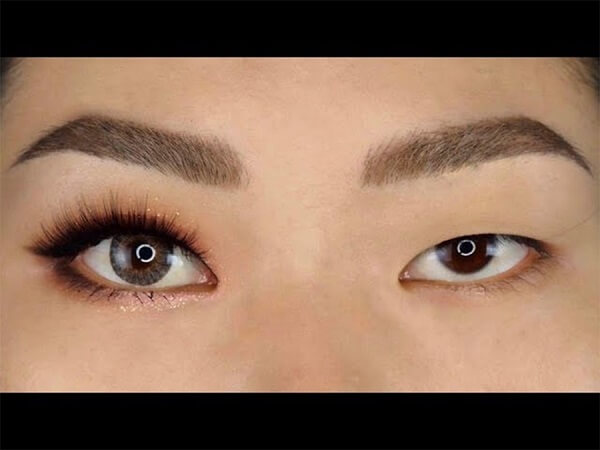 5 bước kẻ eyeliner cho mắt sụp mí cơ bản