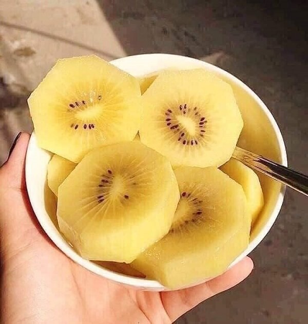 Mẹ bầu ăn kiwi được không? Lợi ích khi bầu ăn kiwi 